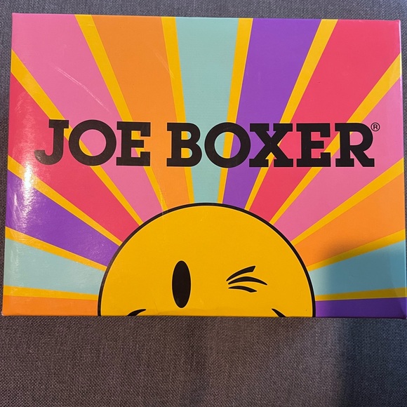 Joe Boxer White Patterned High-Tops - Picture 11 of 11